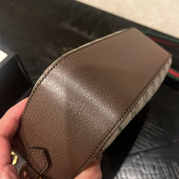 Gucci Crossbody Bag - Picture 4 of 11
